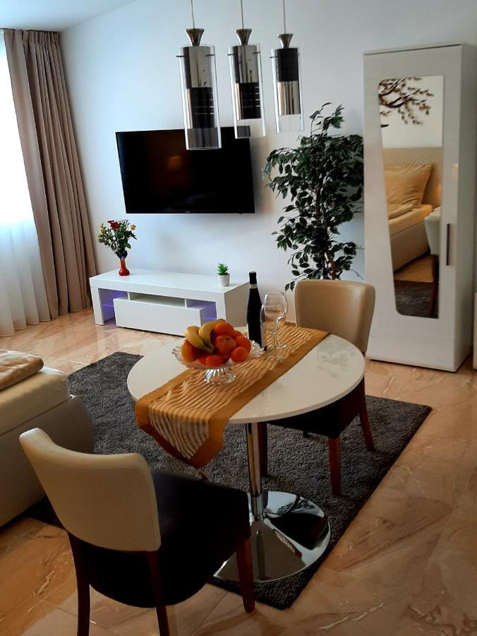 Nobless Apartments Holedna Brno Exterior photo