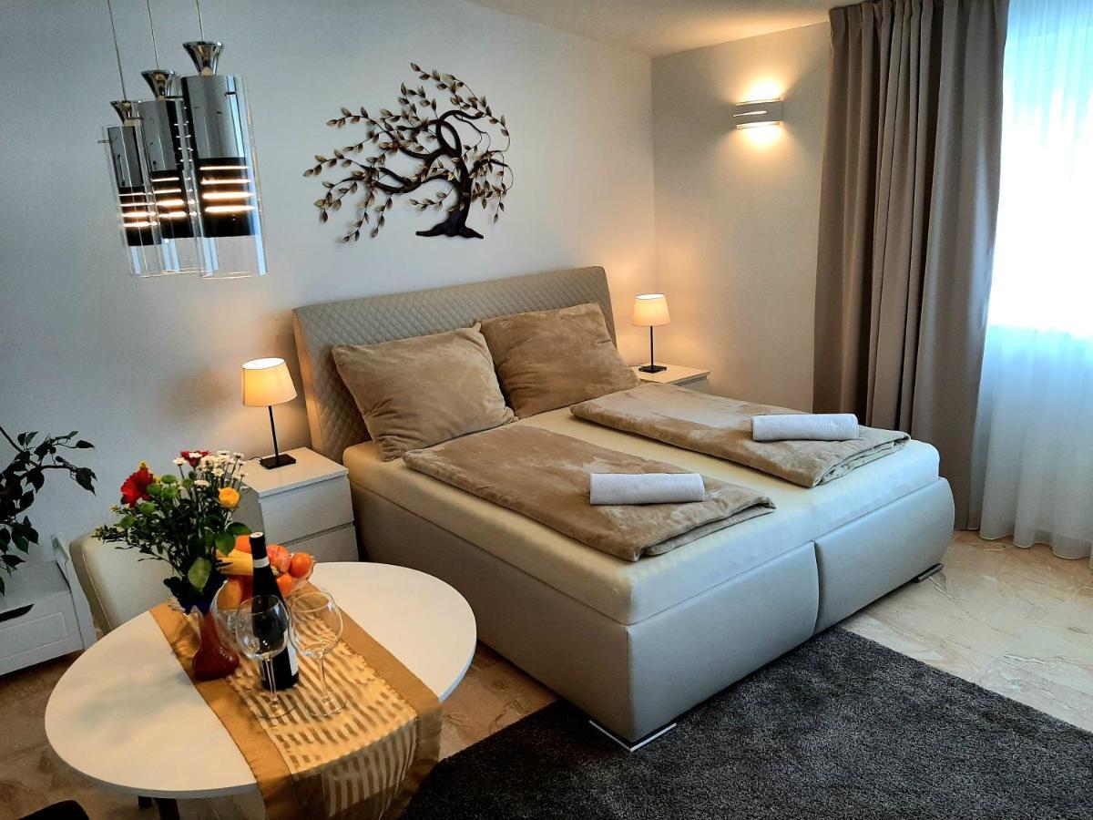 Nobless Apartments Holedna Brno Exterior photo