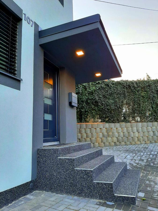 Nobless Apartments Holedna Brno Exterior photo